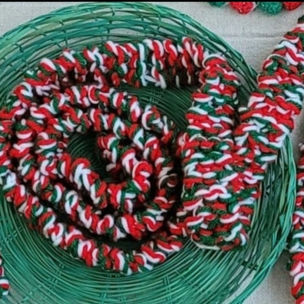 Vintage Handmade Yarn Christmas Garland, Approx. 23 Feet Long